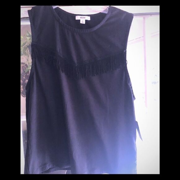 Black tank with fringe - Picture 1 of 1